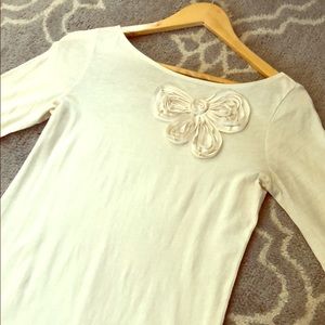 Ann Taylor LOFT 3/4 sleeve bow tee